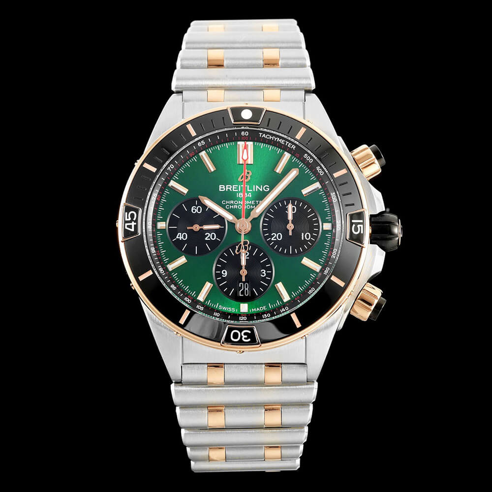 Breitling S*per Chronomat B01 44
