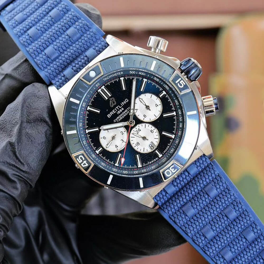 Breitling S*per Chronomat B01 44