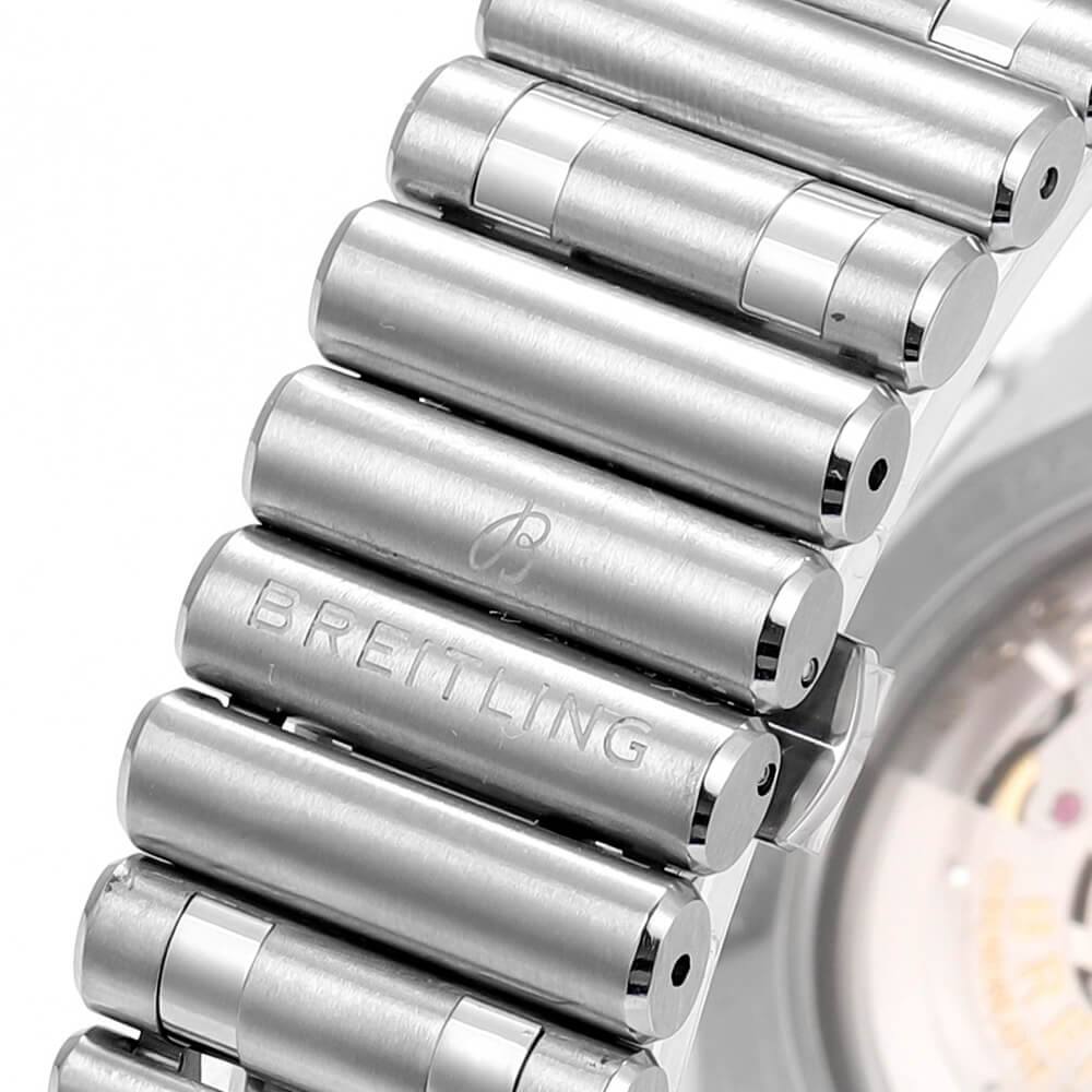 Breitling S*per Chronomat B01 44