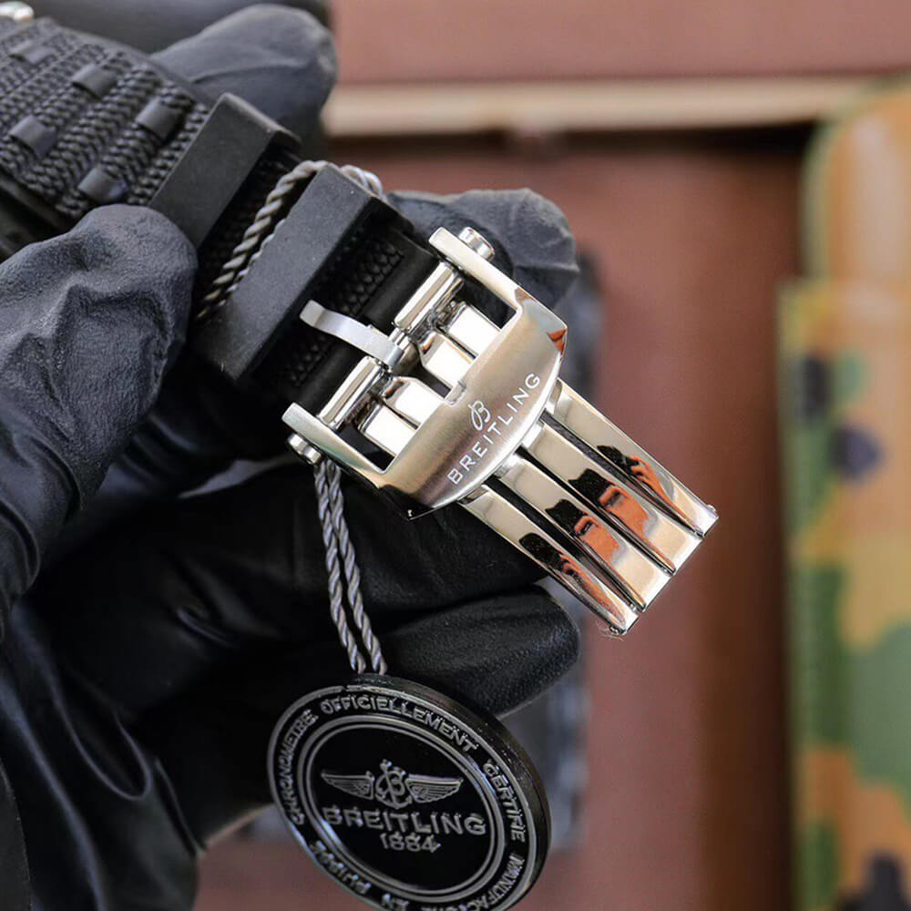 Breitling S*per Chronomat B01 44