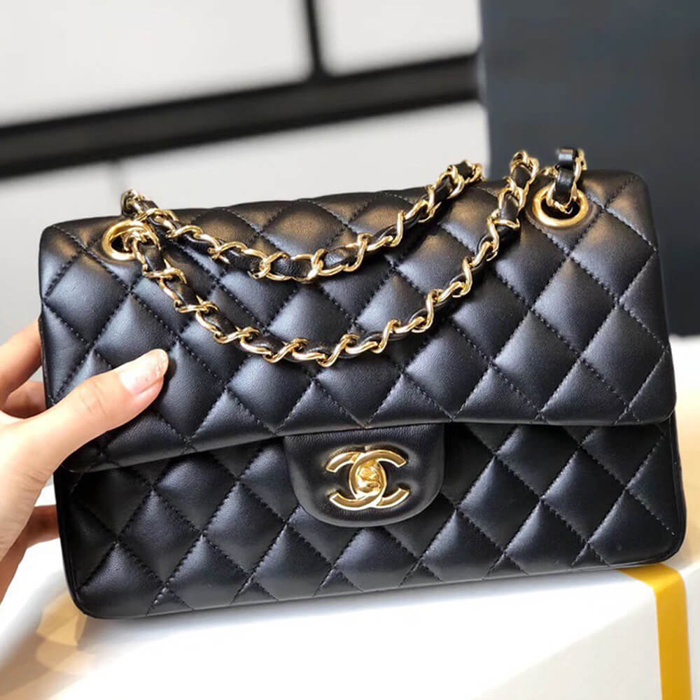 Ch**el SMALL CLASSIC HANDBAG