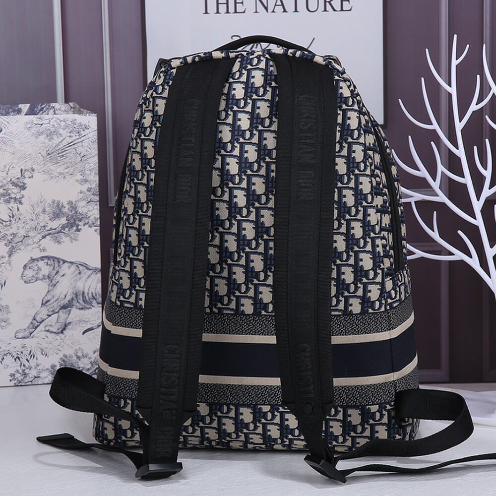 D10rTRAVEL BACKPACK