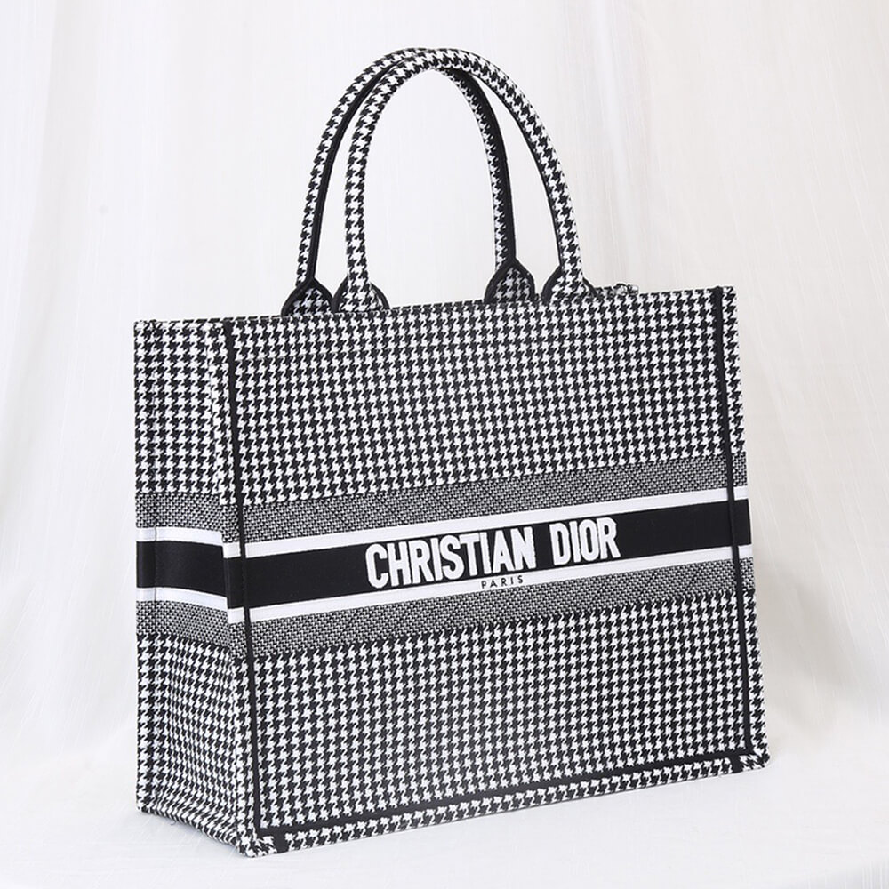LARGE D10r BOOK TOTE
