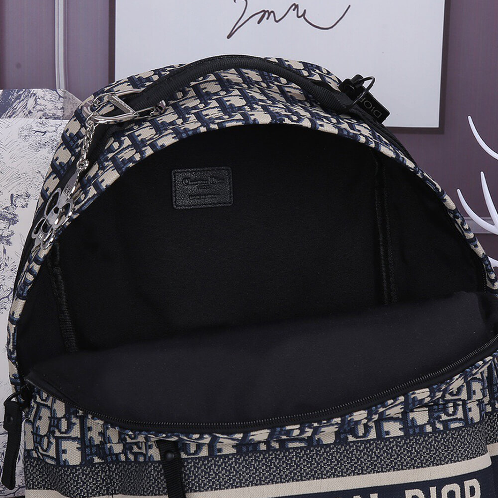 D10rTRAVEL BACKPACK