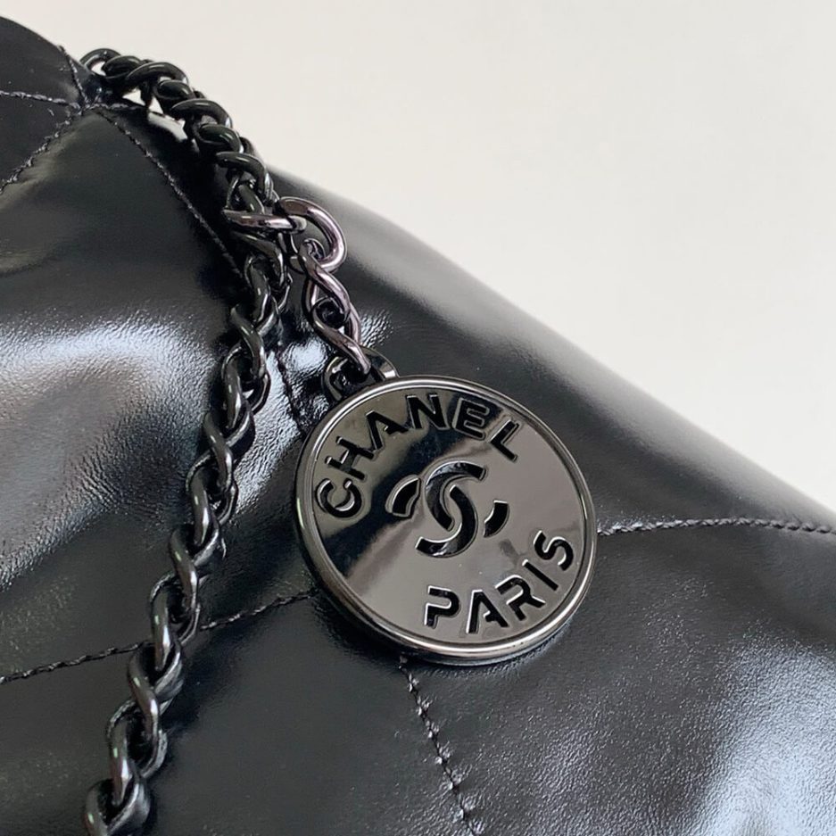 Ch**el 22 MINI HANDBAG
