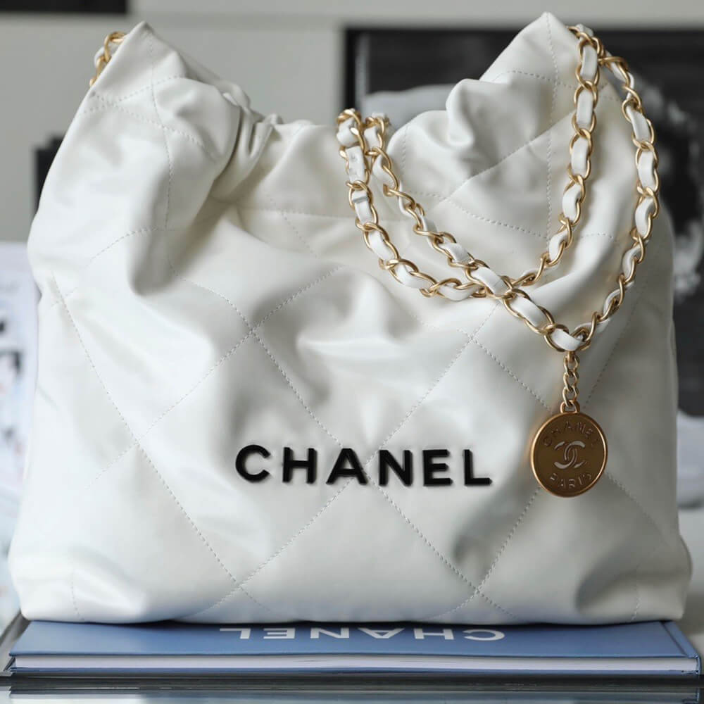 Ch**el 22 HANDBAG