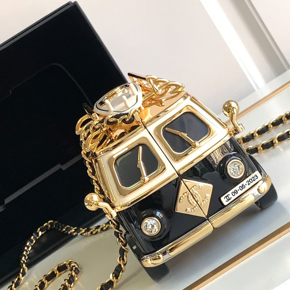 Ch**el MINI VAN MINAUDIERE(LOW STOCK)