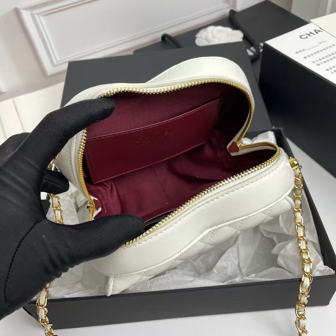 Ch**el 22s Heart Bag