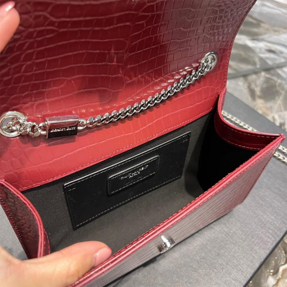 Y51 KATE EMBOSSED SHOULDER BAG