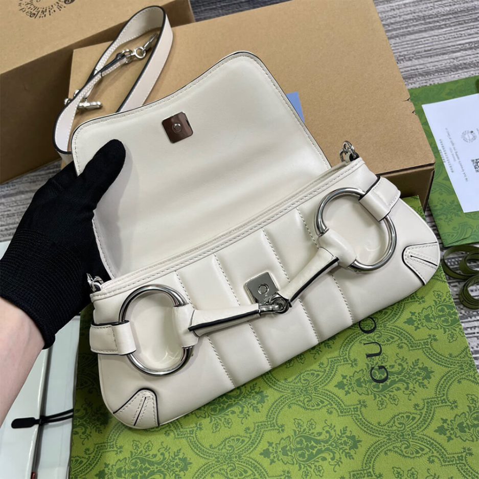 Gvc*1 HORSEBIT CHAIN SMALL SHOULDER BAG