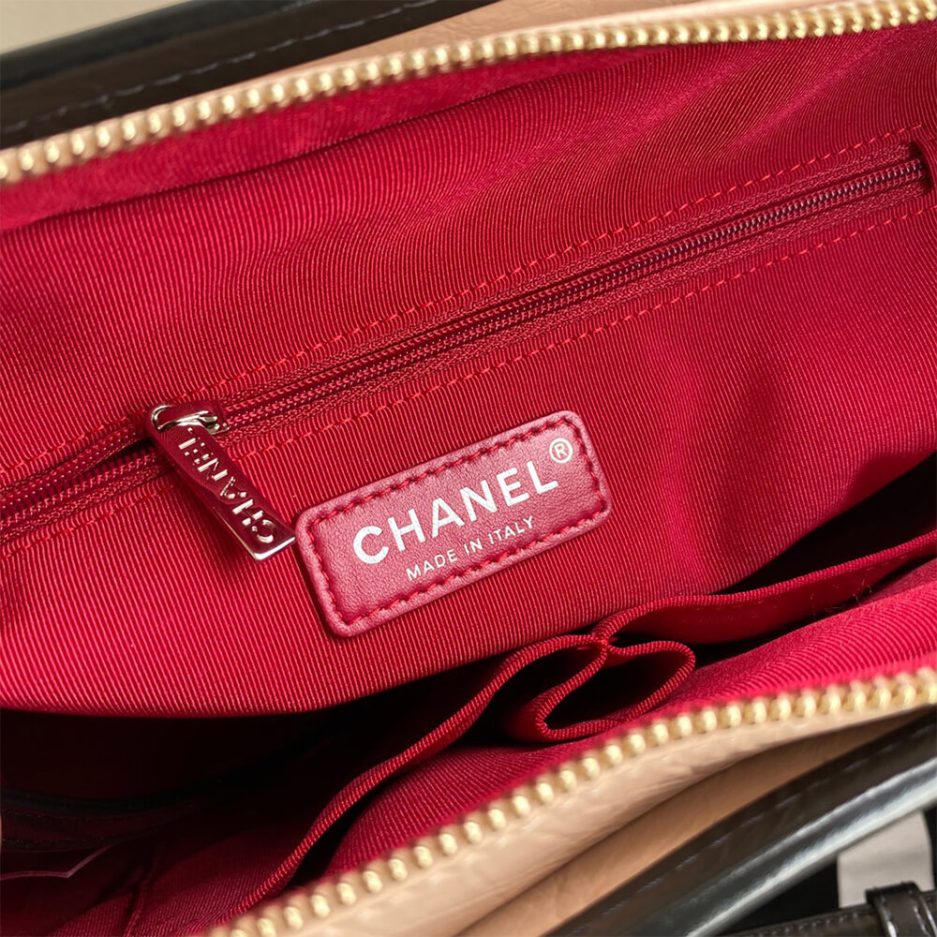 Ch**el Medium GABRIELLE HOBO HANDBAG
