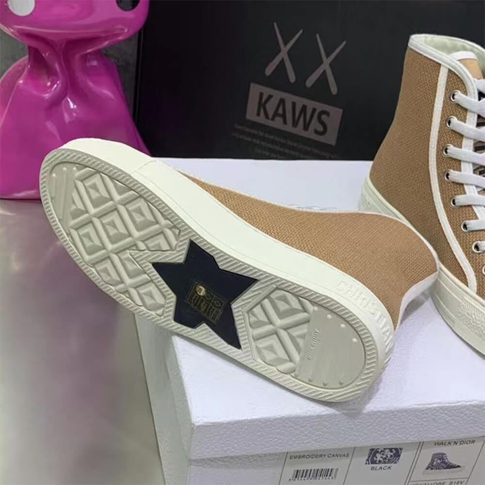 WALK’N’D10r HIGH-TOP SNEAKER