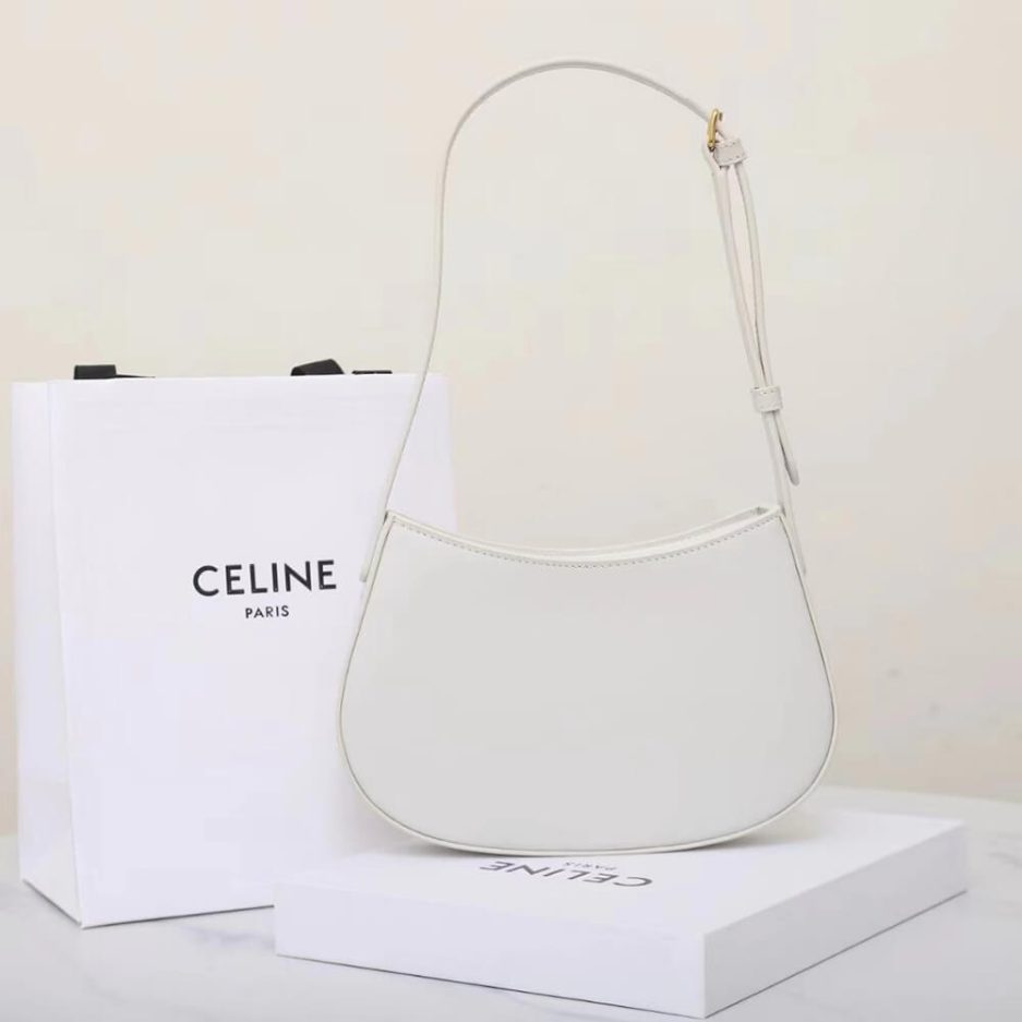 Ce1i*e MEDIUM TILLY BAG in shiny calfskin