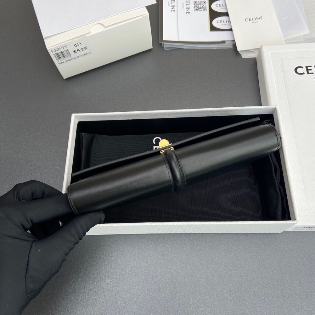 Ce1i*e 16 Large Wallet in Shiny Calf Leather