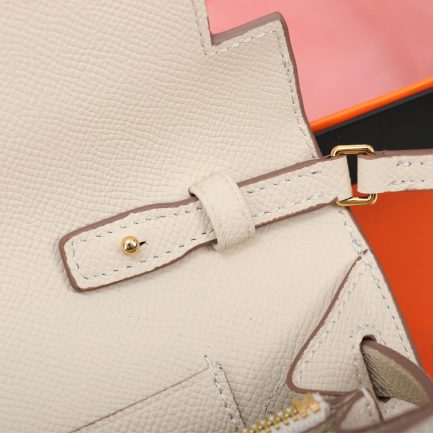 H**me5 Kelly Classique To Go wallet
