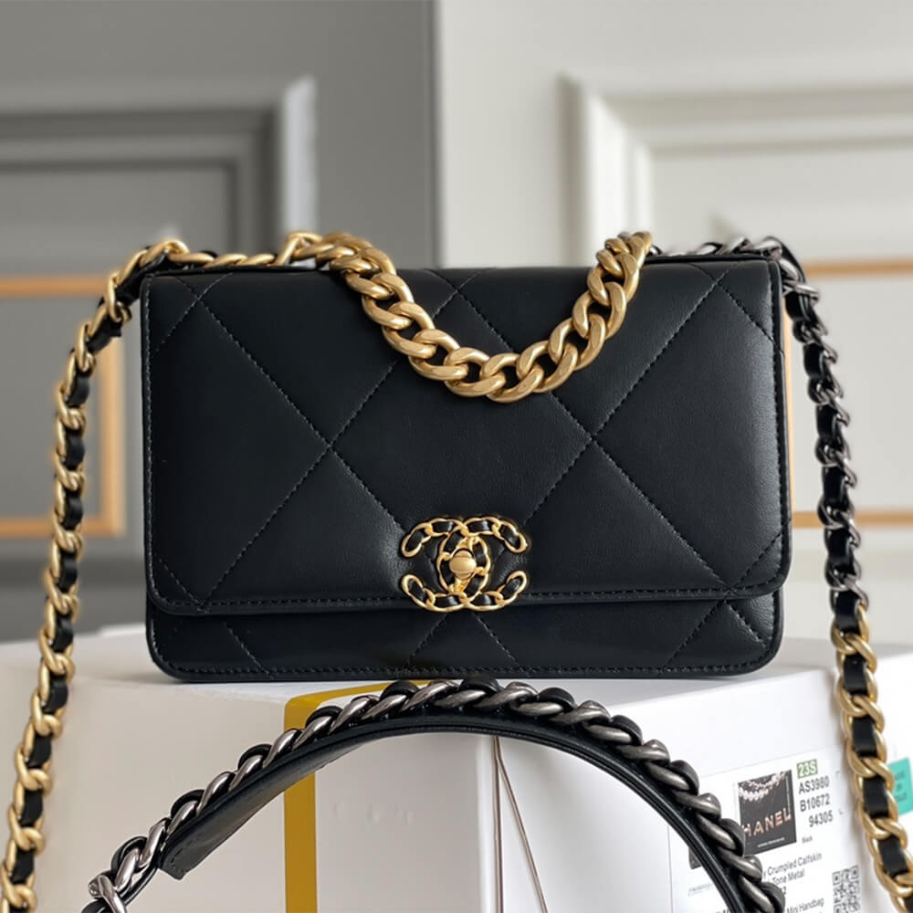 Ch**el 19 Chain Wallet(HIGH-END GRADE)