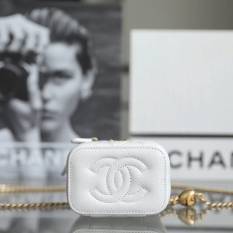 Ch**el Quilted Heart Crush Mini Vanity with Chain(high-end grade)
