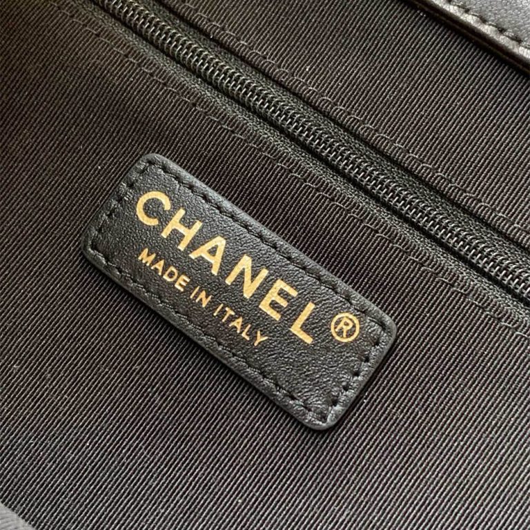 Ch**el HOBO on 25 Fashion Show(HIGH-END GRADE)