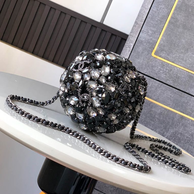 Ch**el Sphere Minaudiere(HIGH-END GRADE)
