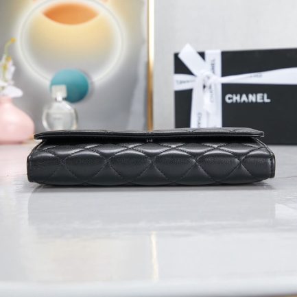 Ch**el classic long wallet