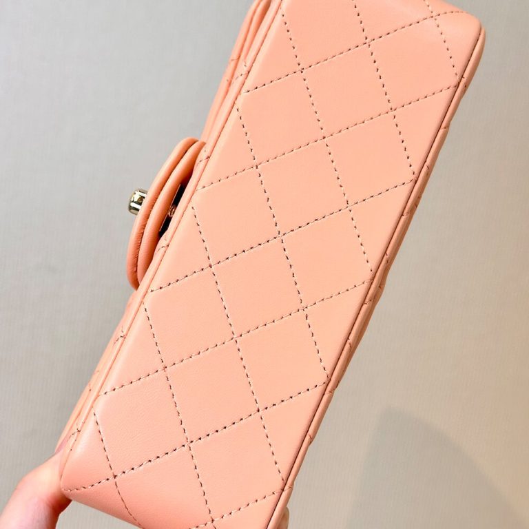 Ch**el Small Classic Handbag(HIGH-END Grade)