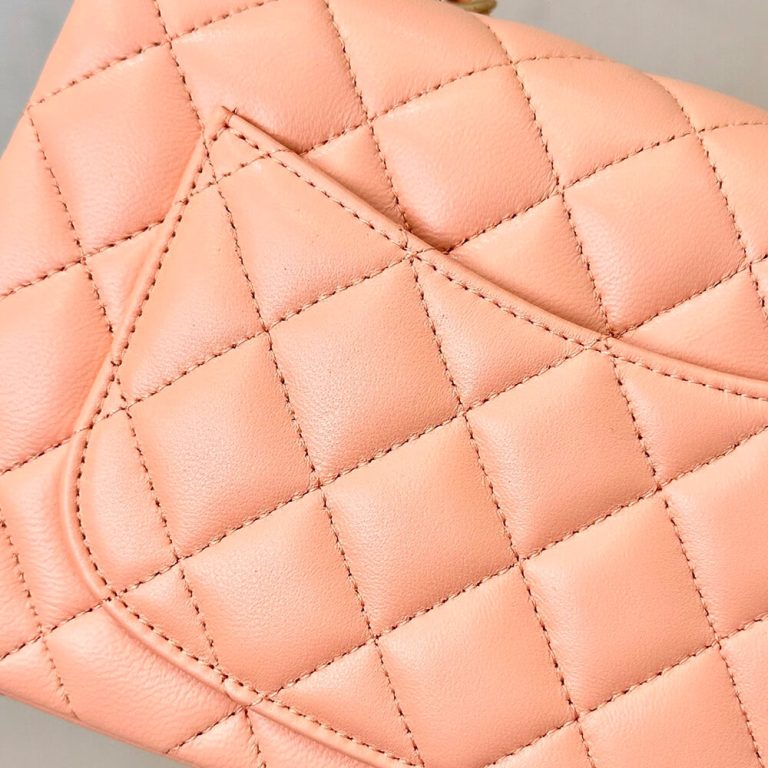 Ch**el Small Classic Handbag(HIGH-END Grade)